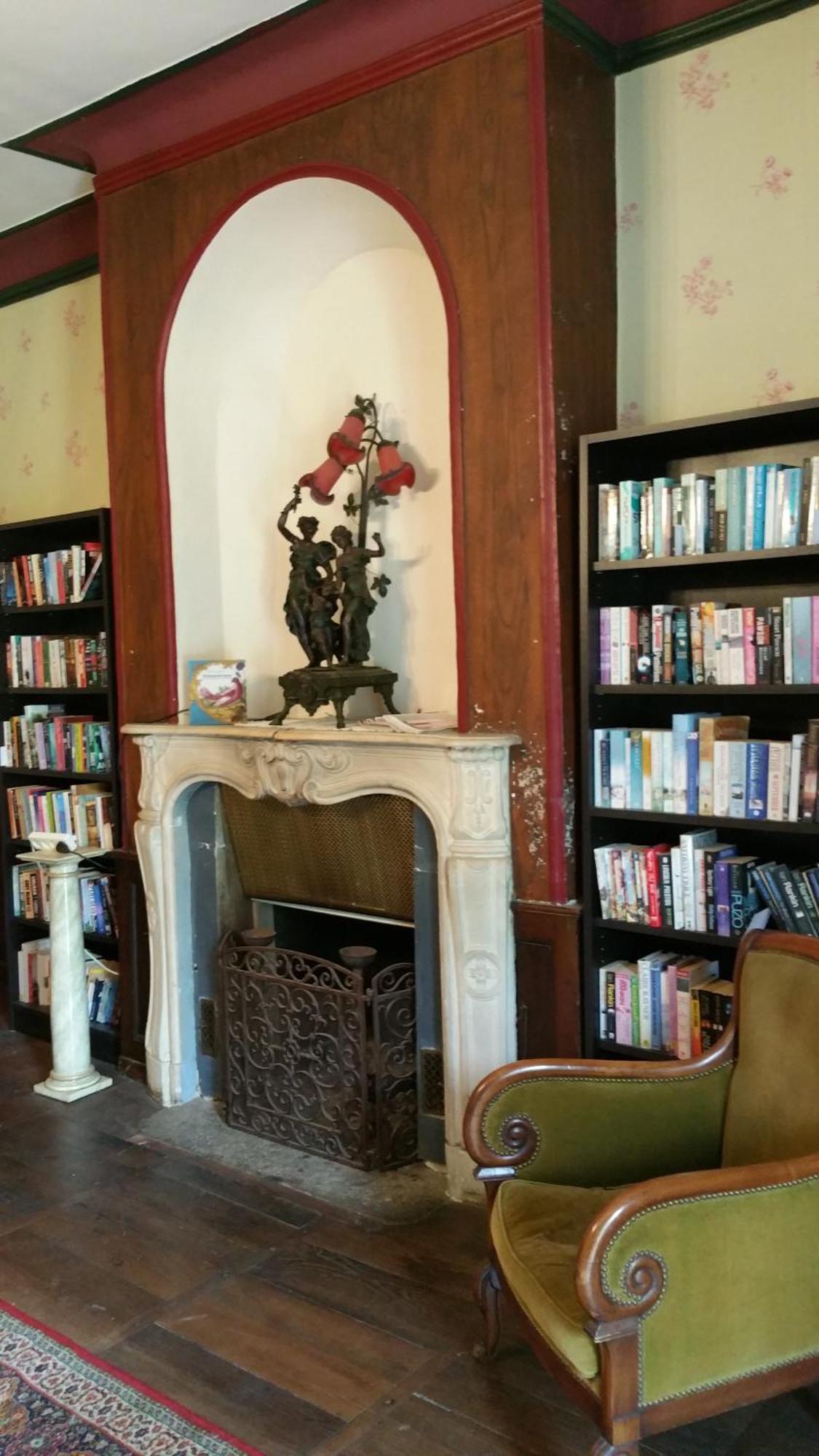 Chateau De Bellefond Lagrauliere ภายนอก รูปภาพ