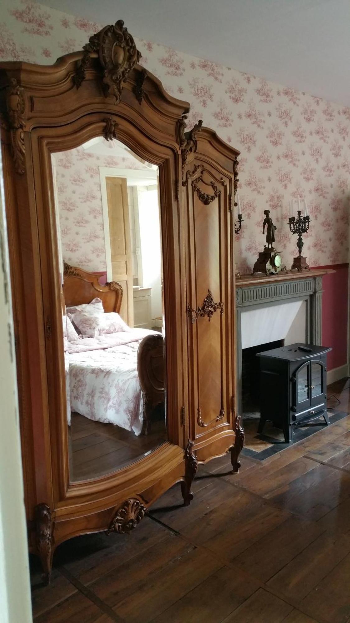 Chateau De Bellefond Lagrauliere ภายนอก รูปภาพ