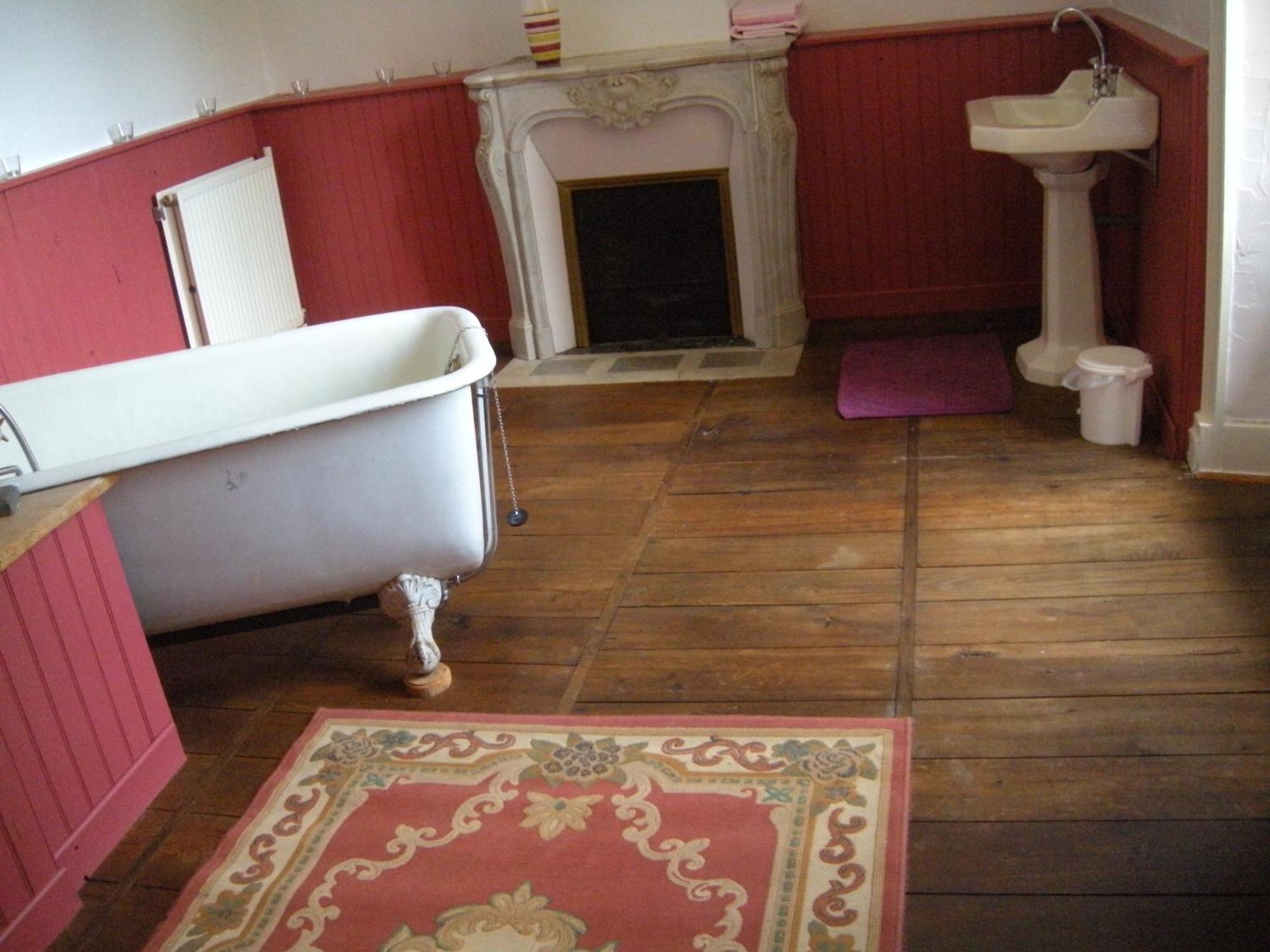 Chateau De Bellefond Lagrauliere ภายนอก รูปภาพ